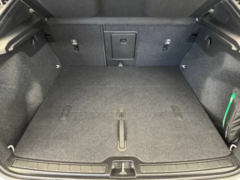 DU75XOH Volvo EC40 185kW Ext Range Ultra Black Edition 82kWh 5dr Auto Thumbnail #10