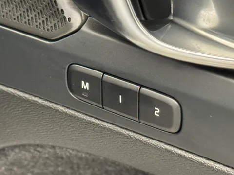 DU75XOH Volvo EC40 185kW Ext Range Ultra Black Edition 82kWh 5dr Auto Thumbnail #21