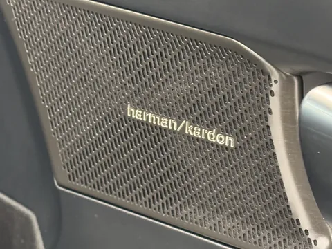 DU75XOH Volvo EC40 185kW Ext Range Ultra Black Edition 82kWh 5dr Auto Thumbnail #22