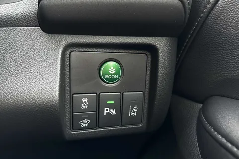 MA69WDX Honda Hr-V 1.5 i-VTEC EX 5dr Thumbnail #32