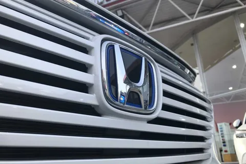 MV73UHM Honda Hr-V 1.5 eHEV Elegance 5dr CVT Thumbnail #14