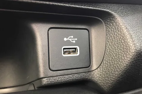 MV73UHM Honda Hr-V 1.5 eHEV Elegance 5dr CVT Thumbnail #29