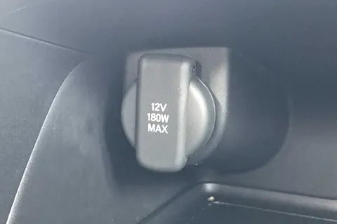 MV73UHM Honda Hr-V 1.5 eHEV Elegance 5dr CVT Thumbnail #30