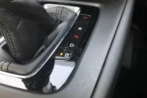 MV73UHM Honda Hr-V 1.5 eHEV Elegance 5dr CVT Thumbnail #31