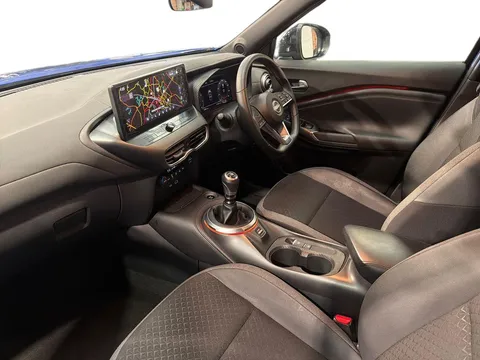 DU25YYD Nissan Juke 1.0 DiG-T N-Connecta 5dr Thumbnail #11