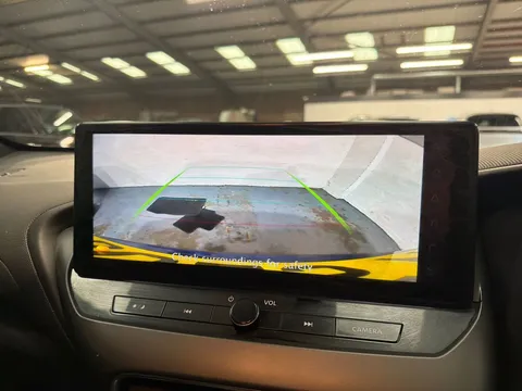 DU25YYD Nissan Juke 1.0 DiG-T N-Connecta 5dr Thumbnail #15