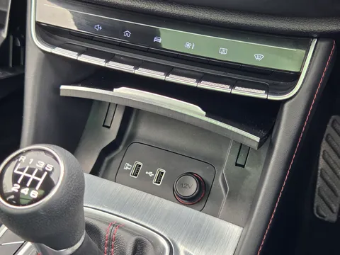 MC22HZZ Mg Motor Uk Hs 1.5 T-GDI Exclusive 5dr Thumbnail #24