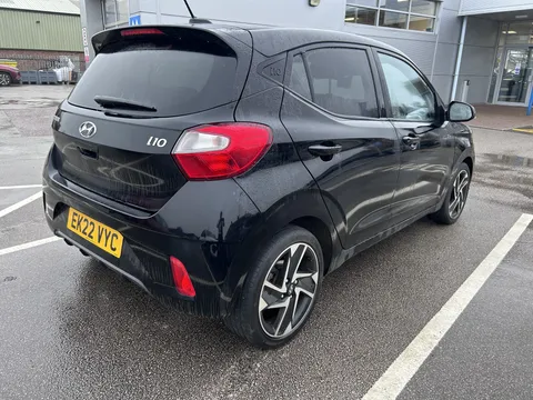 EK22VYC Hyundai i10 1.2 MPi Premium 5dr Thumbnail #3