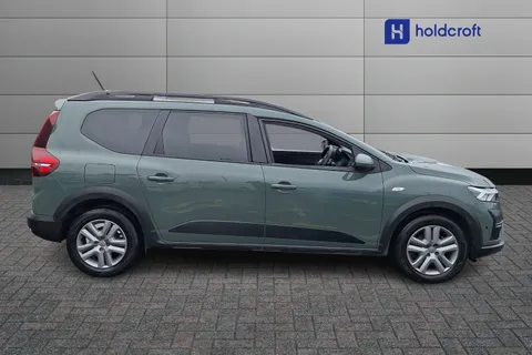 5 of 40 for Dacia Jogger 1.0 TCe Expression 5dr