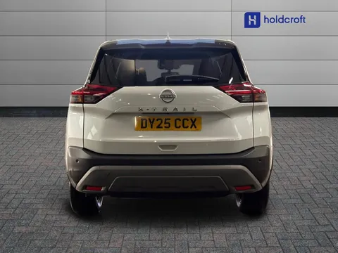 DY25CCX Nissan X-Trail 1.5 MHEV 163 N-Connecta 5dr [7 Seat] Xtronic Thumbnail #5