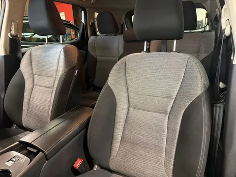 DY25CCX Nissan X-Trail 1.5 MHEV 163 N-Connecta 5dr [7 Seat] Xtronic Thumbnail #17