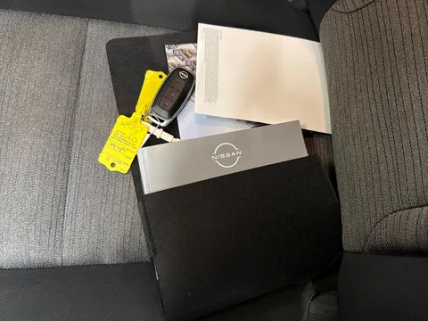 DY25CCX Nissan X-Trail 1.5 MHEV 163 N-Connecta 5dr [7 Seat] Xtronic Thumbnail #21