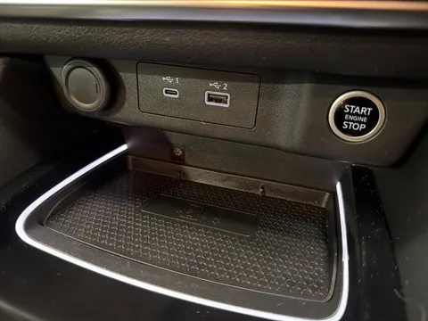 DY25CCX Nissan X-Trail 1.5 MHEV 163 N-Connecta 5dr [7 Seat] Xtronic Thumbnail #22