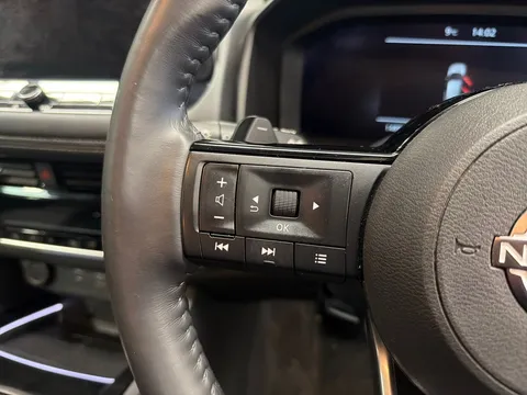 DY25CCX Nissan X-Trail 1.5 MHEV 163 N-Connecta 5dr [7 Seat] Xtronic Thumbnail #25