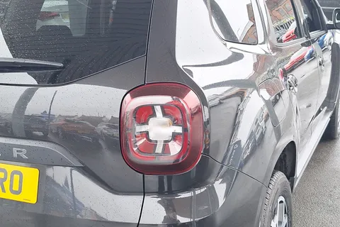 DL21FRO Dacia Duster 1.3 TCe 130 Prestige 5dr Thumbnail #18
