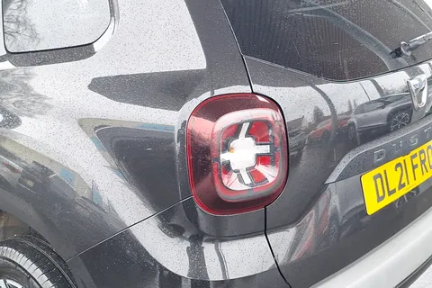 DL21FRO Dacia Duster 1.3 TCe 130 Prestige 5dr Thumbnail #17