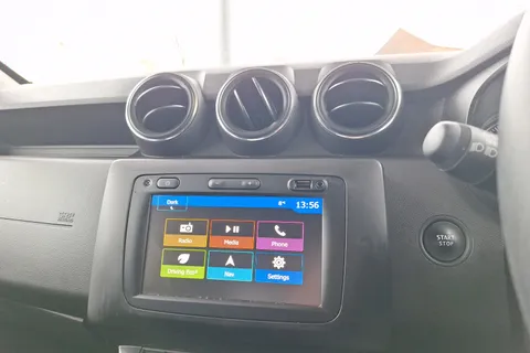 DL21FRO Dacia Duster 1.3 TCe 130 Prestige 5dr Thumbnail #31