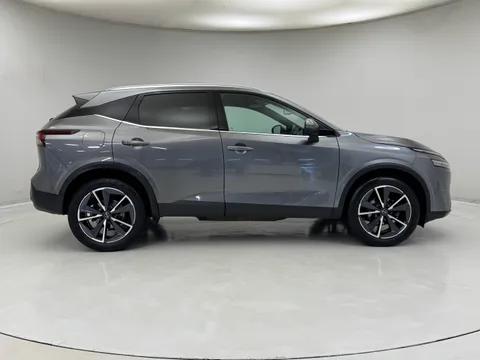 DP24OKK Nissan Qashqai 1.3 DiG-T MH Tekna 5dr Thumbnail #11