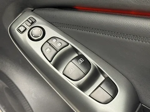 DV25TYK Nissan Juke 1.0 DiG-T N-Connecta 5dr Thumbnail #20