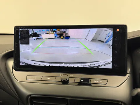 DV25TYK Nissan Juke 1.0 DiG-T N-Connecta 5dr Thumbnail #26