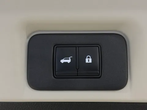 WR72JVO Nissan ARIYA 160kW Advance 63kWh 22kWCh 5dr Auto Thumbnail #12