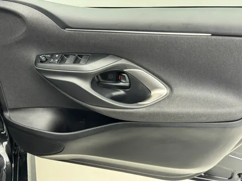 DV75OLX Mazda 2 Hybrid 1.5i Hybrid Homura Plus 5dr CVT Thumbnail #20