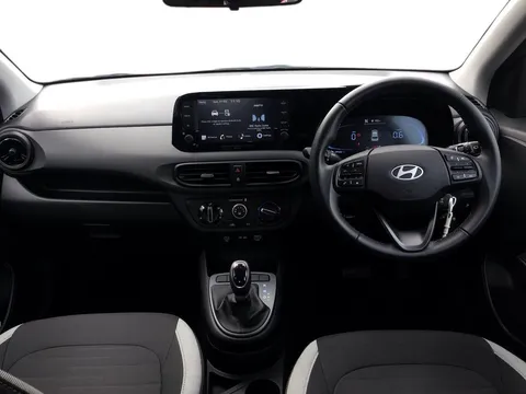 DU73ETE Hyundai i10 1.2 Advance 5dr Auto Thumbnail #11