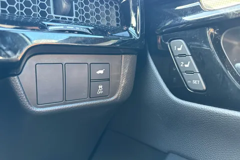 MX75ZKK Honda CR-V 2.0 ePHEV Advance Tech 5dr eCVT Thumbnail #18