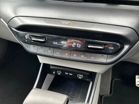 EA74BWZ Hyundai Bayon 1.0 TGDi Ultimate 5dr DCT Thumbnail #24