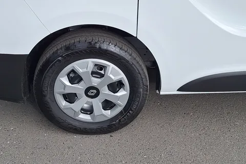 DL75WKM Renault Trafic SL30 Blue dCi 150 Advance [Safety] Van EAG9 Thumbnail #32