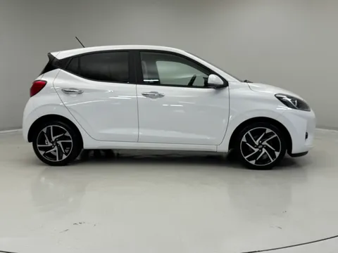 EY24WNG Hyundai i10 1.0 MPi Premium 5dr Auto Thumbnail #9