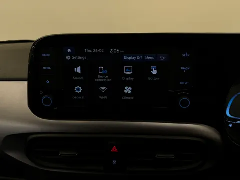 EY24WNG Hyundai i10 1.0 MPi Premium 5dr Auto Thumbnail #23