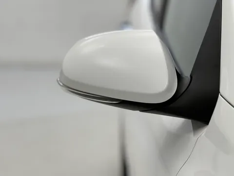 EY24WNG Hyundai i10 1.0 MPi Premium 5dr Auto Thumbnail #29