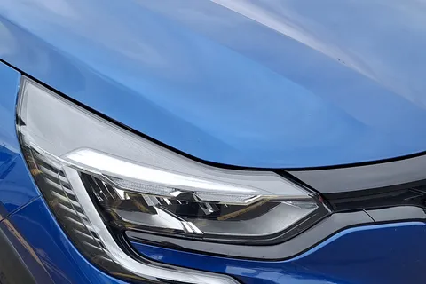 BV24SVN Renault Captur 1.6 E-Tech full hybrid 145 Engineered 5dr Auto Thumbnail #14