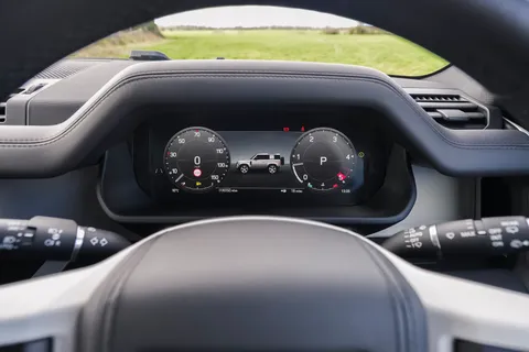 VX25TWE Land Rover Defender 3.0 D250 Hard Top X-Dynamic HSE Auto [3 Seat] Thumbnail #52