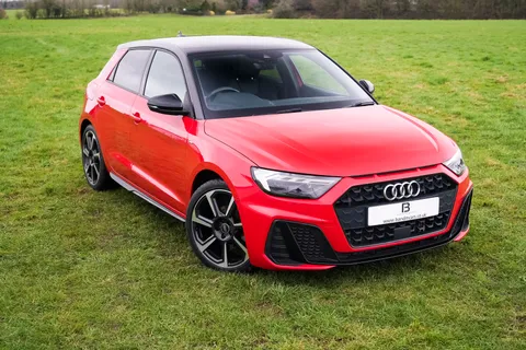 DX23XKL Audi A1 30 TFSI 110 Black Edition 5dr Thumbnail #2