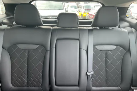 BH19BUE Renault Kadjar 1.3 TCE Iconic 5dr Thumbnail #11