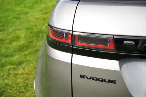 KP71FHG Land Rover Range Rover Evoque 2.0 D200 R-Dynamic HSE 5dr Auto Thumbnail #16