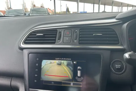 BH19BUE Renault Kadjar 1.3 TCE Iconic 5dr Thumbnail #40