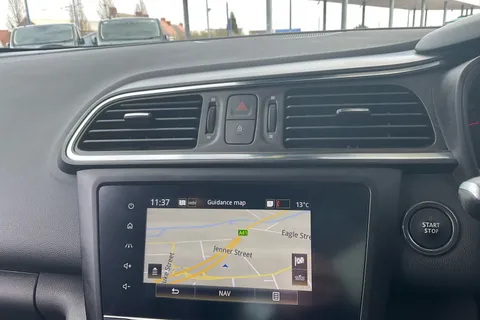 BH19BUE Renault Kadjar 1.3 TCE Iconic 5dr Thumbnail #41