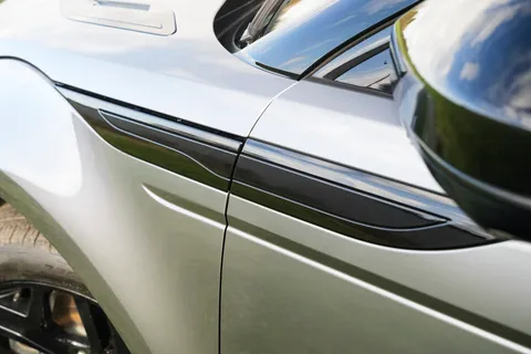 KP71FHG Land Rover Range Rover Evoque 2.0 D200 R-Dynamic HSE 5dr Auto Thumbnail #19