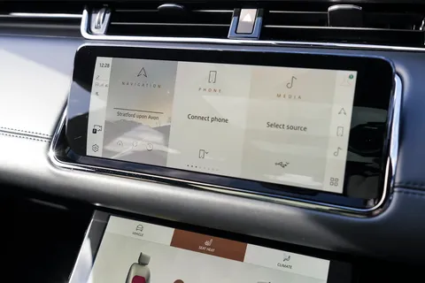 KP71FHG Land Rover Range Rover Evoque 2.0 D200 R-Dynamic HSE 5dr Auto Thumbnail #40