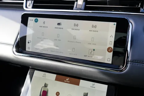 KP71FHG Land Rover Range Rover Evoque 2.0 D200 R-Dynamic HSE 5dr Auto Thumbnail #43