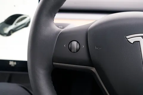 BD71KUA Tesla Model 3 Long Range AWD 4dr Auto Thumbnail #31