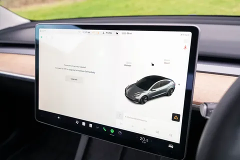 BD71KUA Tesla Model 3 Long Range AWD 4dr Auto Thumbnail #51