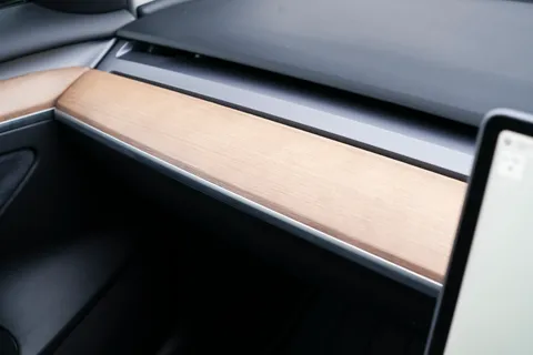 BD71KUA Tesla Model 3 Long Range AWD 4dr Auto Thumbnail #44