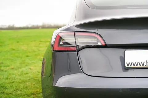 BD71KUA Tesla Model 3 Long Range AWD 4dr Auto Thumbnail #17