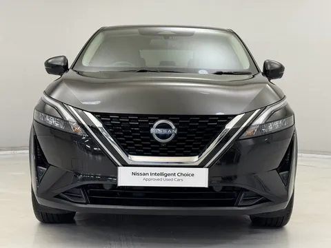 DS72XYL Nissan Qashqai 1.3 DiG-T MH 158 N-Connecta 5dr Xtronic Thumbnail #5