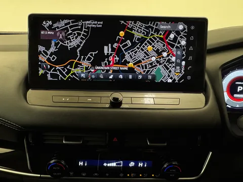 DS72XYL Nissan Qashqai 1.3 DiG-T MH 158 N-Connecta 5dr Xtronic Thumbnail #28