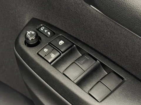 DX74FSJ Mazda 2 Hybrid 1.5i Hybrid Homura 5dr CVT Thumbnail #22